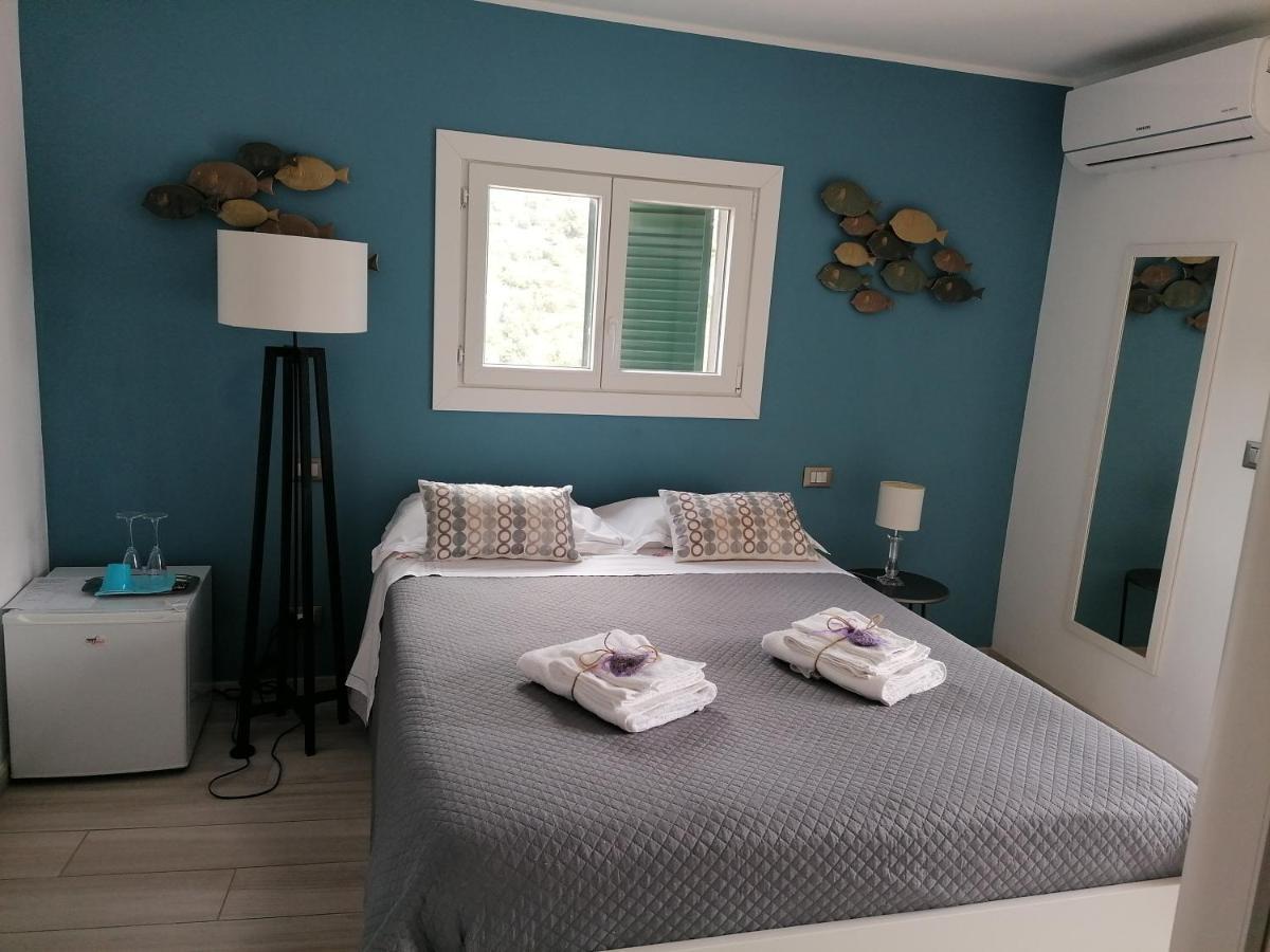 La Casa Di Trilly Hotel Sanremo Bagian luar foto